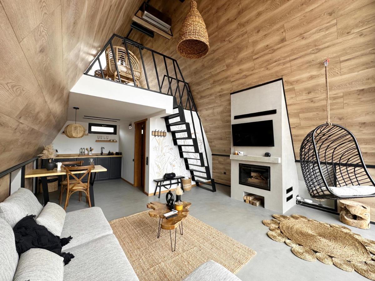A-By The Lake - Private A Frame Villas Caciulati Exterior photo